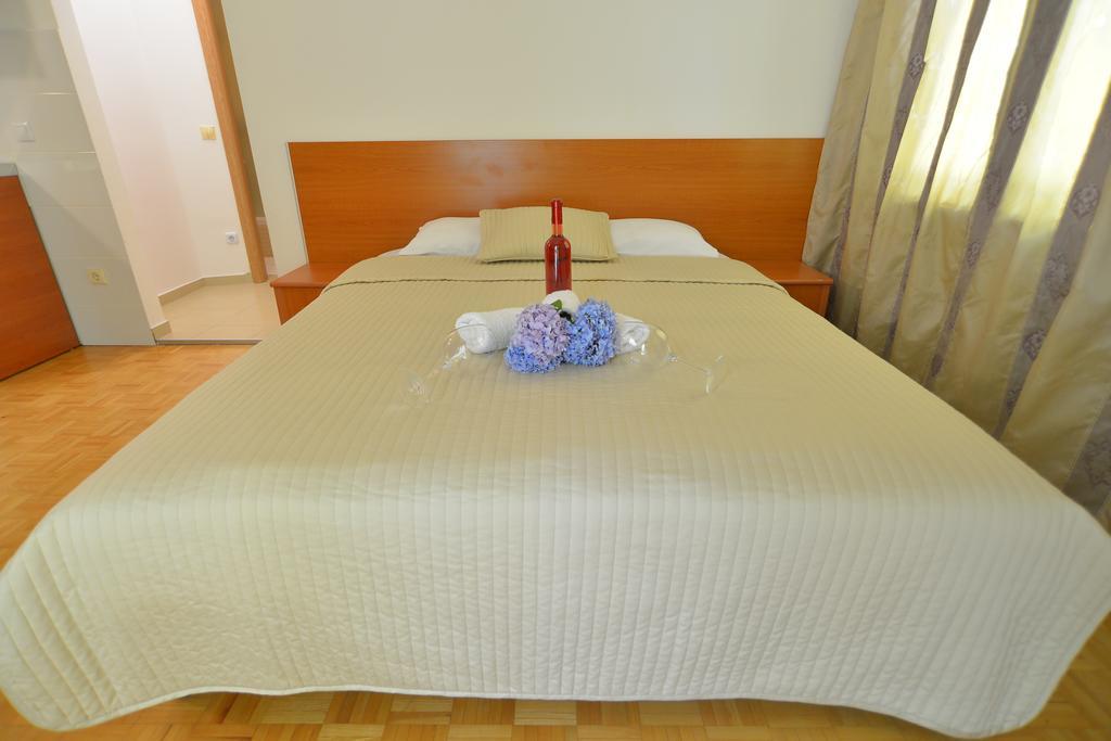 Solar Apartments Herceg Novi Eksteriør billede