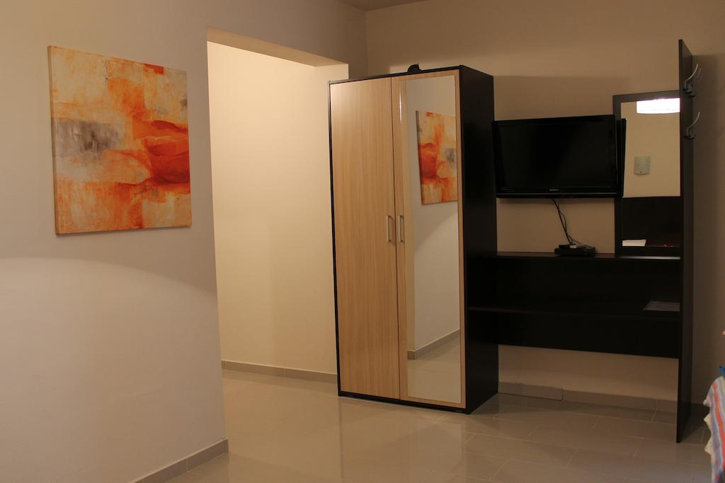Solar Apartments Herceg Novi Værelse billede