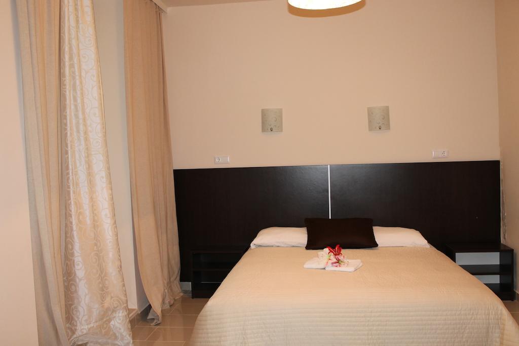 Solar Apartments Herceg Novi Eksteriør billede